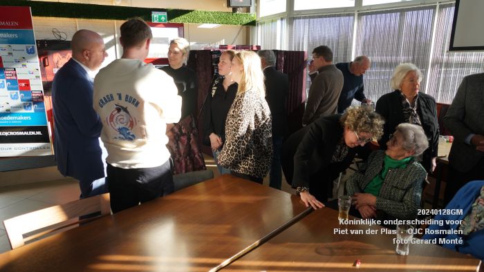 DSC02317- Koninklijke onderscheiding voor Piet van der Plas -  OJC Rosmalen - 28jan2024 - foto GerardMontE web