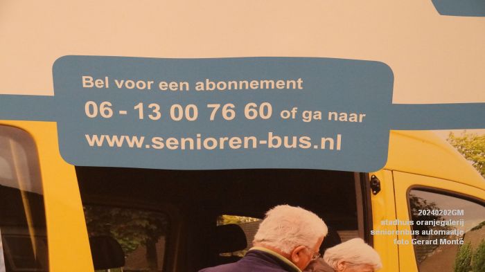 DSC06315- stadhuis oranjegalerij seniorenbus automaatje - 2feb2024 - foto GerardMontE web