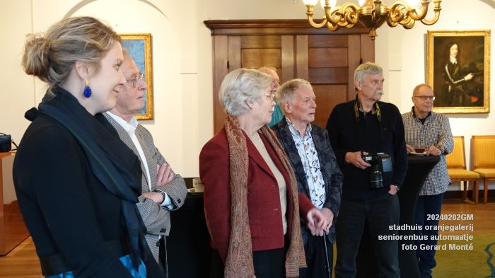 DSC06319- stadhuis oranjegalerij seniorenbus automaatje - 2feb2024 - foto GerardMontE web