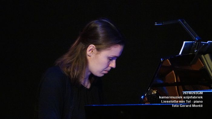DSC06383- kamermuziek azijnfabriek - Lieselotte van Tol - piano - 3feb2024 - foto GerardMontE web