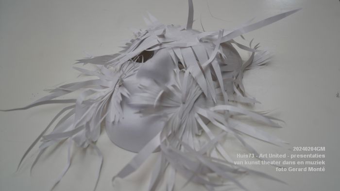 eDSC02649-DSC02609- Huis73 - Art United - presentaties van theater kunst dans en muziek - 4feb2024 - foto GerardMontE web