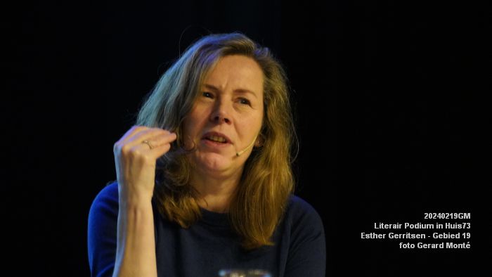 DSC04351- Literair Podium in Huis73 met Esther Gerritsen - Gebied 19 - 19feb024 - foto GerardMontE web