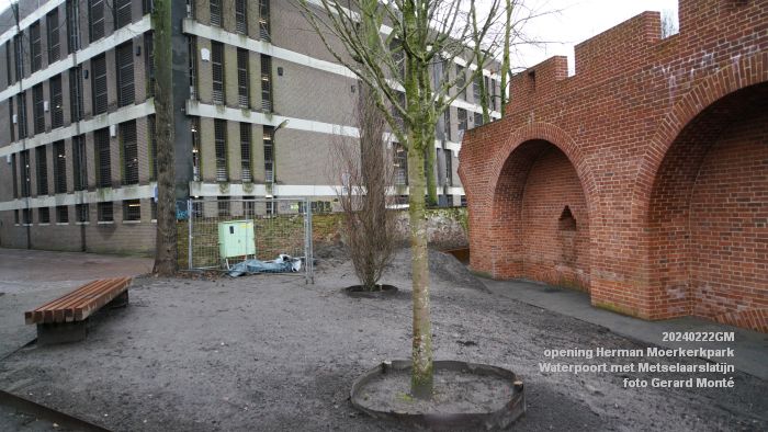 DSC04524- opening Moerkerkpark Waterpoort Metselaarslatijn - 22feb024 - foto GerardMontE web