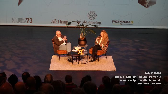 DSC00020- Literair Podium in Perron-3 met Roxane van Iperen - Dat beloof ik - 18mrt2024 - foto GerardMontE web