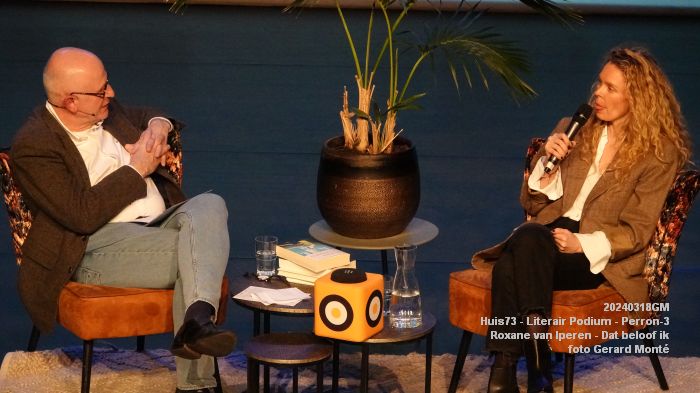 DSC00022- Literair Podium in Perron-3 met Roxane van Iperen - Dat beloof ik - 18mrt2024 - foto GerardMontE web