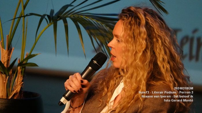 DSC00030- Literair Podium in Perron-3 met Roxane van Iperen - Dat beloof ik - 18mrt2024 - foto GerardMontE web