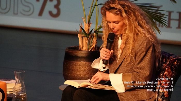 DSC00035- Literair Podium in Perron-3 met Roxane van Iperen - Dat beloof ik - 18mrt2024 - foto GerardMontE web
