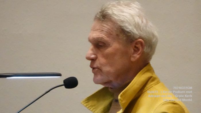 DSC00636- Literair Podium in de Grote Kerk - Adriaan van Dis - 22mrt2024 - foto GerardMontE web