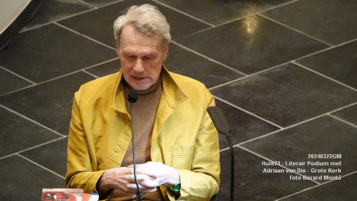 DSC00658- Literair Podium in de Grote Kerk - Adriaan van Dis - 22mrt2024 - foto GerardMontE web