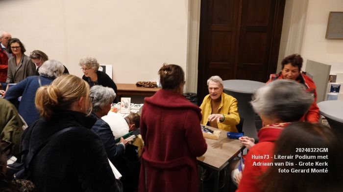 DSC00698- Literair Podium in de Grote Kerk - Adriaan van Dis - 22mrt2024 - foto GerardMontE web