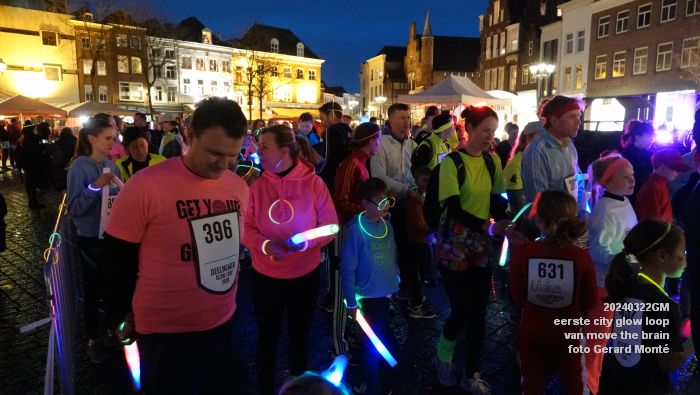 DSC00557- eerste city glow loop den bosch van move the brain - 22mrt2024 - foto Gerard MontE web