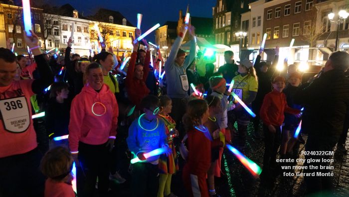 DSC00561- eerste city glow loop den bosch van move the brain - 22mrt2024 - foto Gerard MontE web
