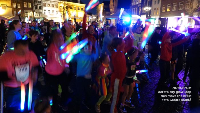 DSC00564- eerste city glow loop den bosch van move the brain - 22mrt2024 - foto Gerard MontE web