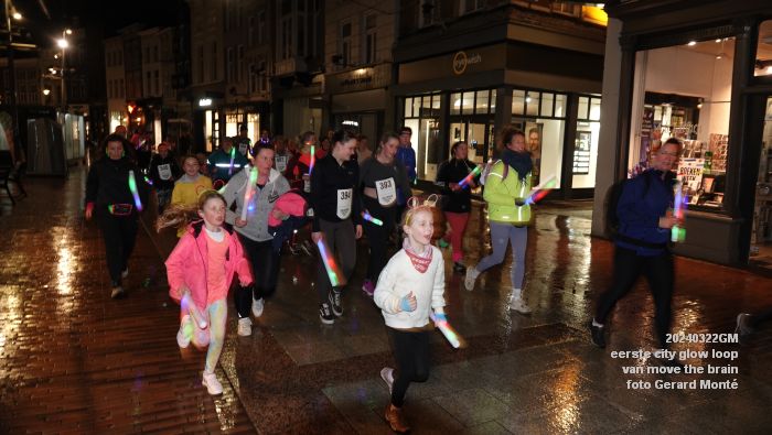 DSC00599- eerste city glow loop den bosch van move the brain - 22mrt2024 - foto Gerard MontE web