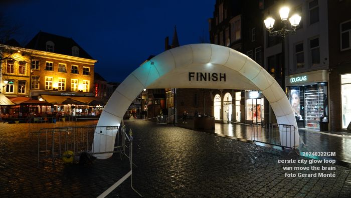 eDSC00544- eerste city glow loop den bosch van move the brain - 22mrt2024 - foto Gerard MontE web