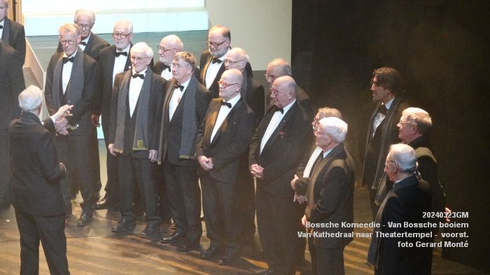 DSC01111- Bossche Komeedie prepremiere - Van Bossche booiem - Van Kathedraal nr Theatertempel - 23mrt2024 - foto GerardMontE web