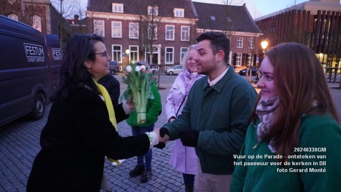 DSC08115- Vuur op de Parade - ontsteken van het paasvuur voor de kerken in Den Bosch - 30mrt2024 - foto Gerard MontE web