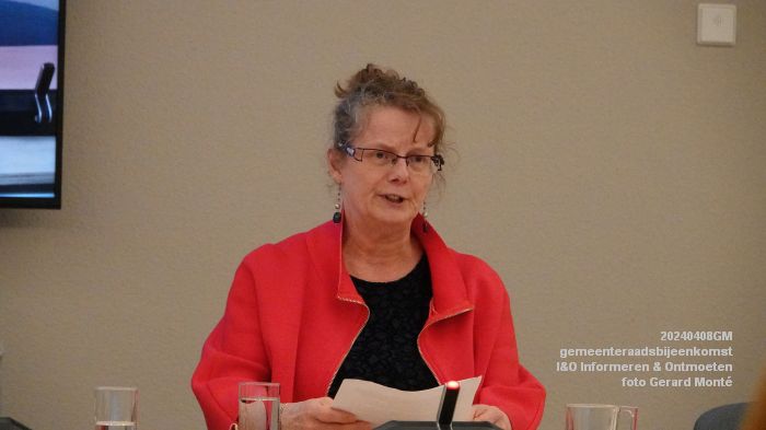 DSC02487-  i en o - gemeenteraadsbijeenkomst- I-O Informeren-Ontmoeten - 8apr2024 - foto Gerard MontE web