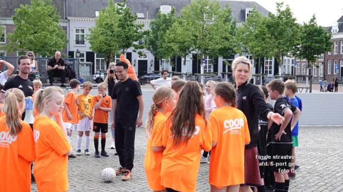 DSC06189- finale straatvoetbal Parade - 7mei2024 - foto Gerard MontE web