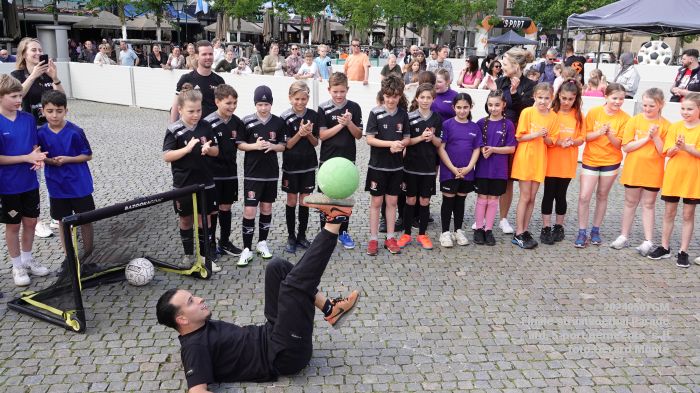 DSC06218- finale straatvoetbal Parade - 7mei2024 - foto Gerard MontE web