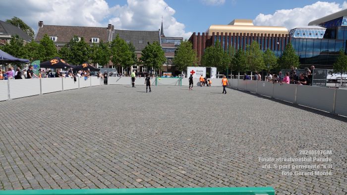 DSC06248- finale straatvoetbal Parade - 7mei2024 - foto Gerard MontE web