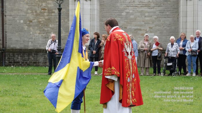 DSC07829- meimaand - mariamaand - gildes in de stad - 19mei2024 - foto Gerard MontE web