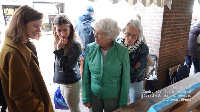DSC09393- Centrum Den Bosch Visstraat  Bossche Amateur Schilderdag - 2juni2024 - foto Gerard MontE web