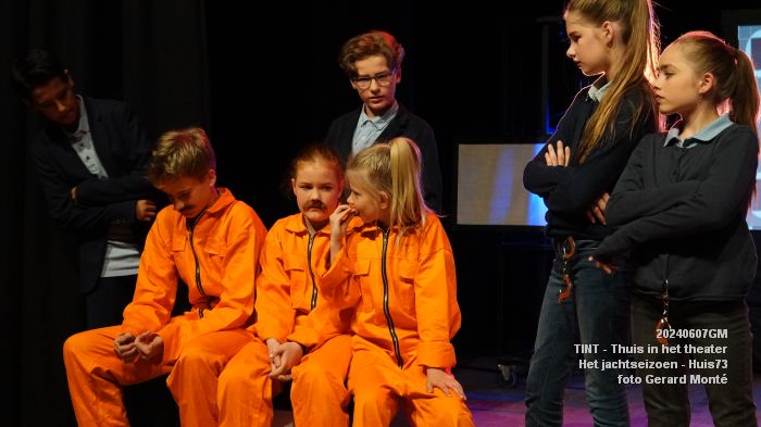 DSC09592- Huis73 - Tint Thuis in het theater - Het jachtseizoen - 7juni2024 - foto Gerard MontE web