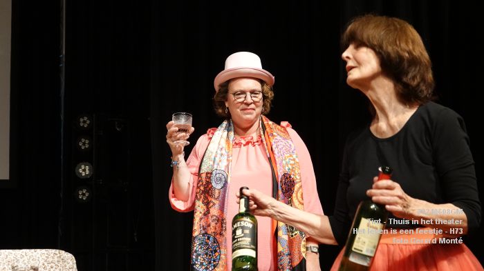 aDSC09967- Huis73 - Tint Thuis in het theater - Het leven is een feestje - 8juni2024 - foto Gerard MontE web