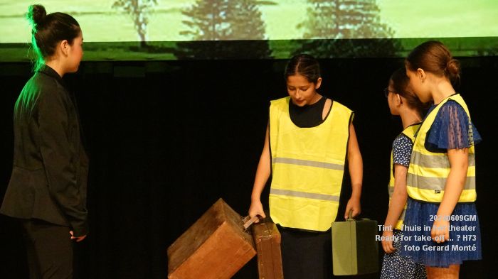 DSC00075- Huis73 - Tint Thuis in het theater - Ready for take-off - 9juni2024 - foto Gerard MontE web