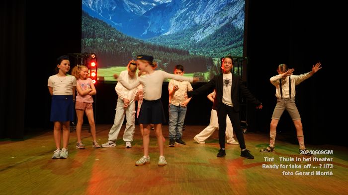 DSC00107- Huis73 - Tint Thuis in het theater - Ready for take-off - 9juni2024 - foto Gerard MontE web