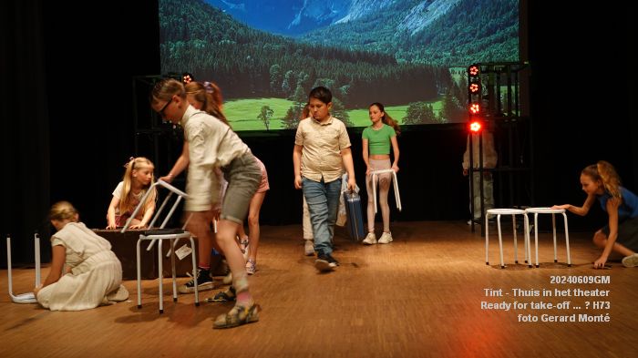 DSC00117- Huis73 - Tint Thuis in het theater - Ready for take-off - 9juni2024 - foto Gerard MontE web