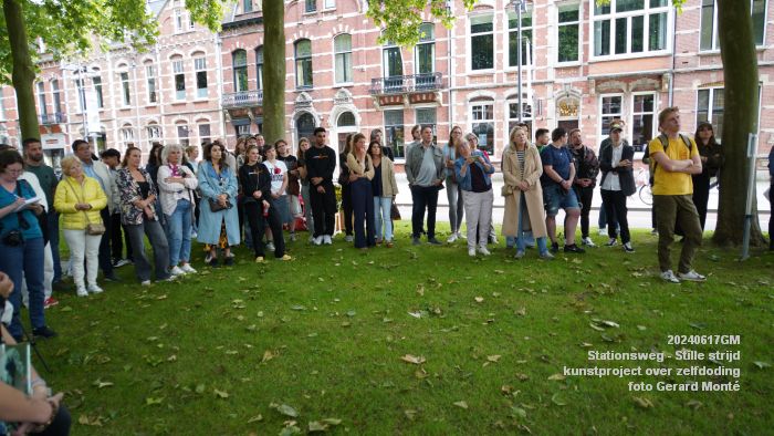 DSC02215- Stationsweg onthulling beeld Stille strijd - 17juni2024 - foto Gerard MontE web
