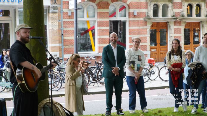 DSC02239- Stationsweg onthulling beeld Stille strijd - 17juni2024 - foto Gerard MontE web