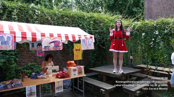 DSC03244- Koningstheateracademie - cabaretfestival Kunstmest Kerstmis bij 40 gr - 28juni2024 - foto GerardMontE web