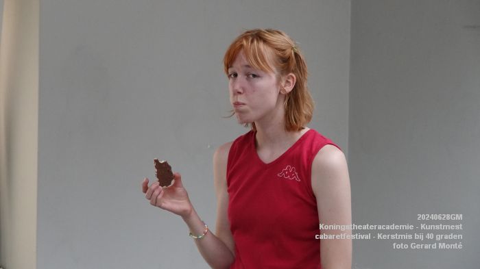 DSC03305- Koningstheateracademie - cabaretfestival Kunstmest Kerstmis bij 40 gr - 28juni2024 - foto GerardMontE web