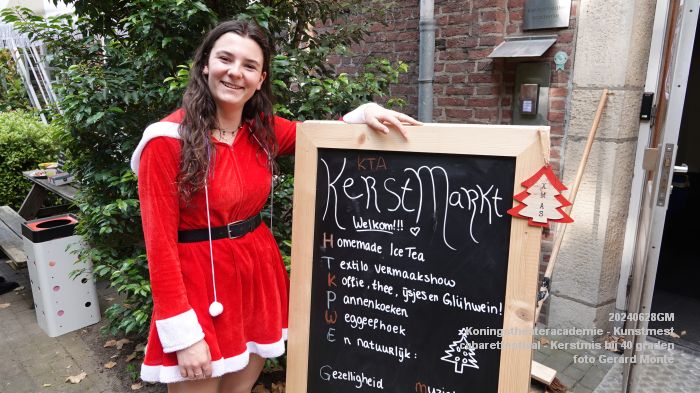 aDSC03214- Koningstheateracademie - cabaretfestival Kunstmest Kerstmis bij 40 gr - 28juni2024 - foto GerardMontE web