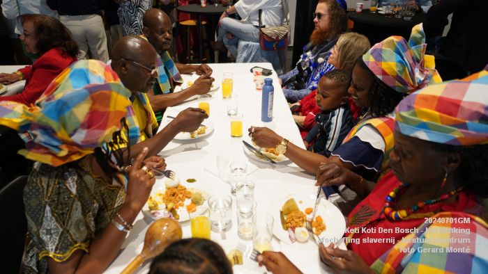 DSC02825- Keti Koti Den Bosch - herdenking 161 jaar afschaffing slavernij - bestuurscentrum - 1juli2024 - foto GerardMontE web