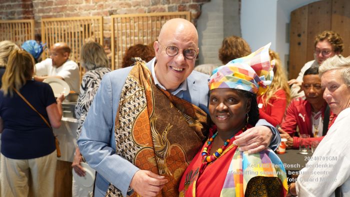 DSC02831- Keti Koti Den Bosch - herdenking 161 jaar afschaffing slavernij - bestuurscentrum - 1juli2024 - foto GerardMontE web