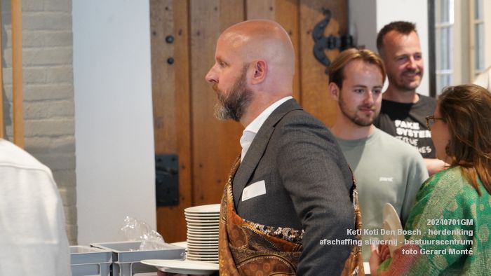 DSC02849- Keti Koti Den Bosch - herdenking 161 jaar afschaffing slavernij - bestuurscentrum - 1juli2024 - foto GerardMontE web