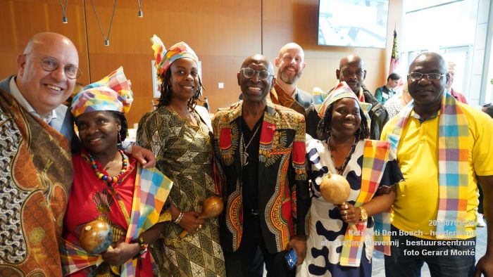 DSC02881- Keti Koti Den Bosch - herdenking 161 jaar afschaffing slavernij - bestuurscentrum - 1juli2024 - foto GerardMontE web