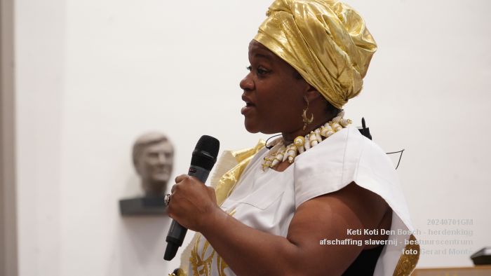 DSC02950- Keti Koti Den Bosch - herdenking 161 jaar afschaffing slavernij - bestuurscentrum - 1juli2024 - foto GerardMontE web