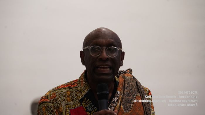 DSC03026- Keti Koti Den Bosch - herdenking 161 jaar afschaffing slavernij - bestuurscentrum - 1juli2024 - foto GerardMontE web