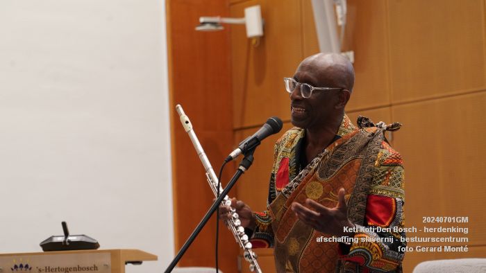 DSC03037- Keti Koti Den Bosch - herdenking 161 jaar afschaffing slavernij - bestuurscentrum - 1juli2024 - foto GerardMontE web