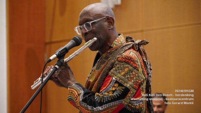 DSC03051- Keti Koti Den Bosch - herdenking 161 jaar afschaffing slavernij - bestuurscentrum - 1juli2024 - foto GerardMontE web