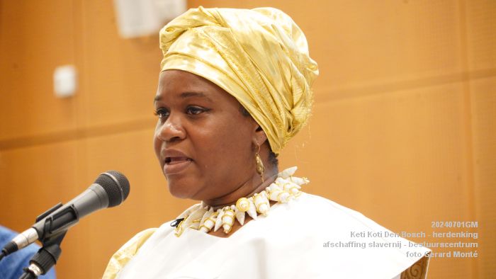 DSC03082- Keti Koti Den Bosch - herdenking 161 jaar afschaffing slavernij - bestuurscentrum - 1juli2024 - foto GerardMontE web