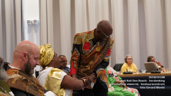 DSC03083- Keti Koti Den Bosch - herdenking 161 jaar afschaffing slavernij - bestuurscentrum - 1juli2024 - foto GerardMontE web