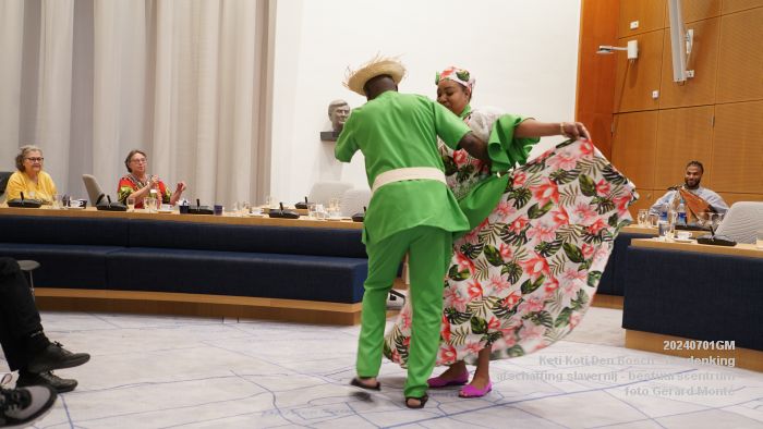 DSC03092- Keti Koti Den Bosch - herdenking 161 jaar afschaffing slavernij - bestuurscentrum - 1juli2024 - foto GerardMontE web