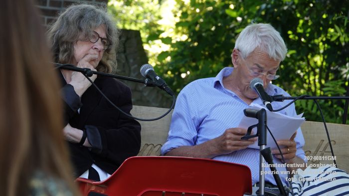 fDSC05831- Kunstenfestival Loosbroek - poezie van Anton Korteweg - 11aug2024 -  foto GerardMontE web