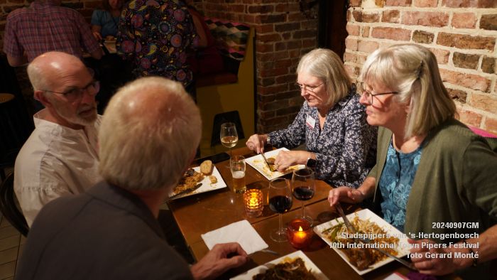 eDSC04310- Stadspijpers van s-Hertogenbosch - 10th International Town Pipers Festival - 7sep2024 -  foto GerardMontE web eDSC04310- Stadspijpers van s-Hertogenbosch - 10th International Town Pipers Festival - 7sep2024 -  foto GerardMontE web